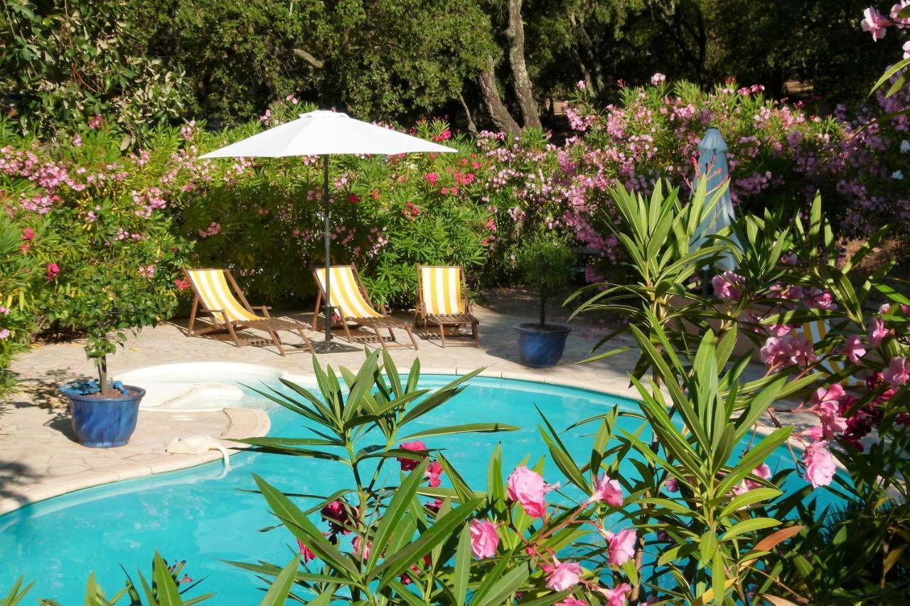 Bed and Breakfast Le Bastidon Saint-Michel Sainte-Maxime Exteriér fotografie